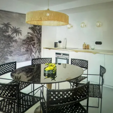 Delessert Eiffel View Apartman Párizs
