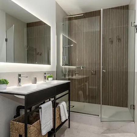 Appartement Delessert Eiffel View Parijs