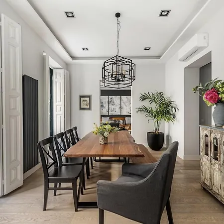 Apartment Delessert Eiffel View Paris